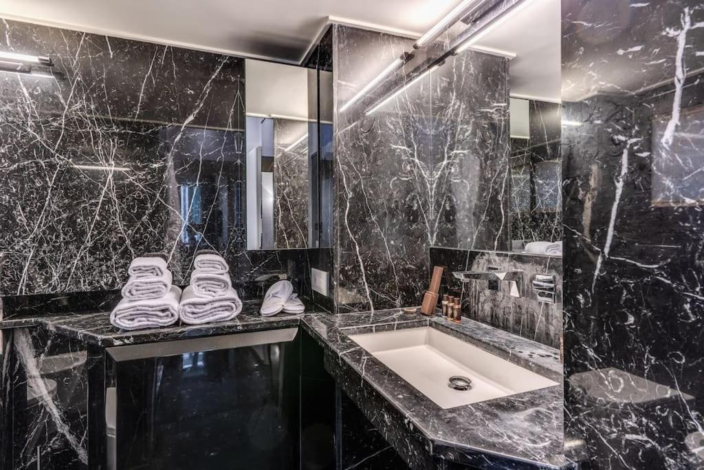 Domus Mondrian Luxury House Apartamento Roma Exterior foto